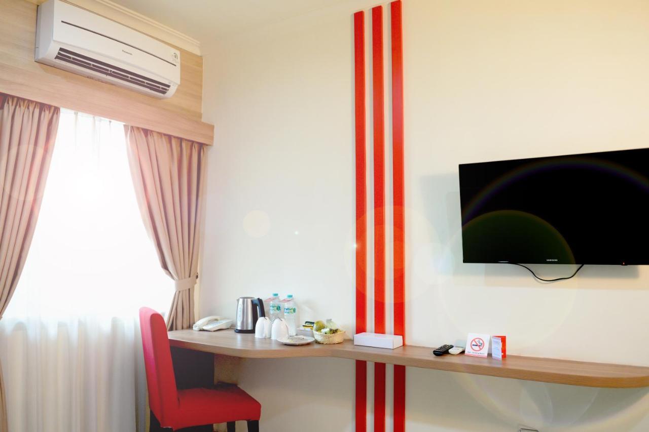 Moritz Hotel Rsab Harapan Kita Yakarta Exterior foto